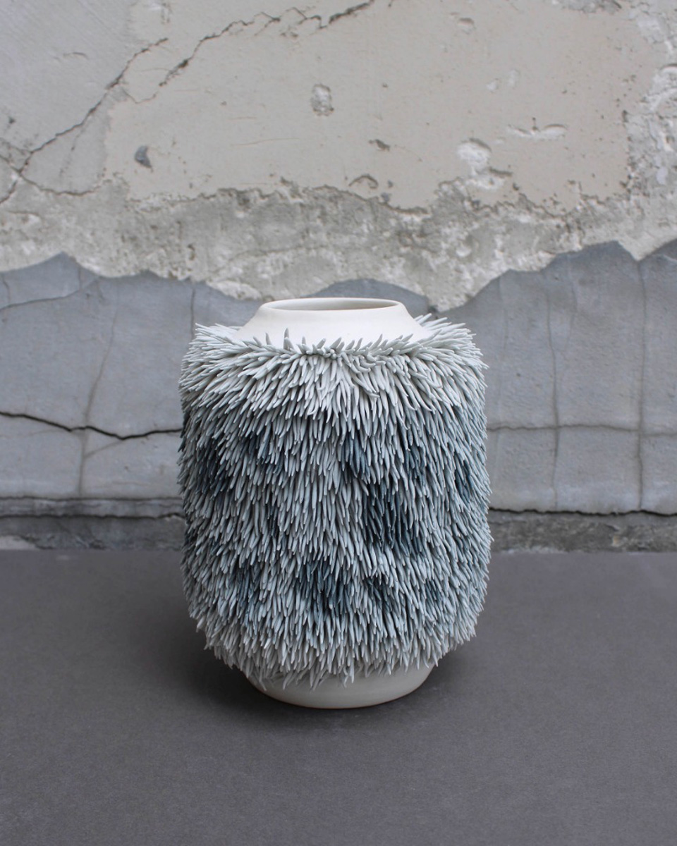 548. SIQOU Vase.jpg