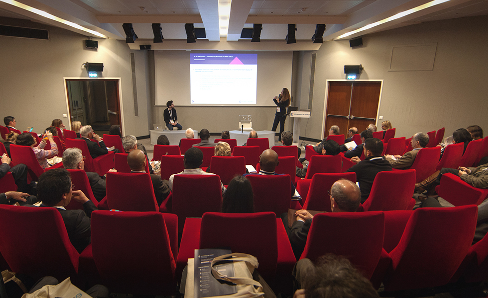 Atelier Le digital au service de votre croissance international  Animé par Mathilde BENDLER, responsable du service commercial au sein de la Direction générale adjointe Services aux entreprises et développement international à la CCI Paris Ile-de-France.