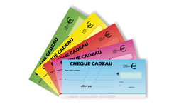 Chèques cadeau multicolores