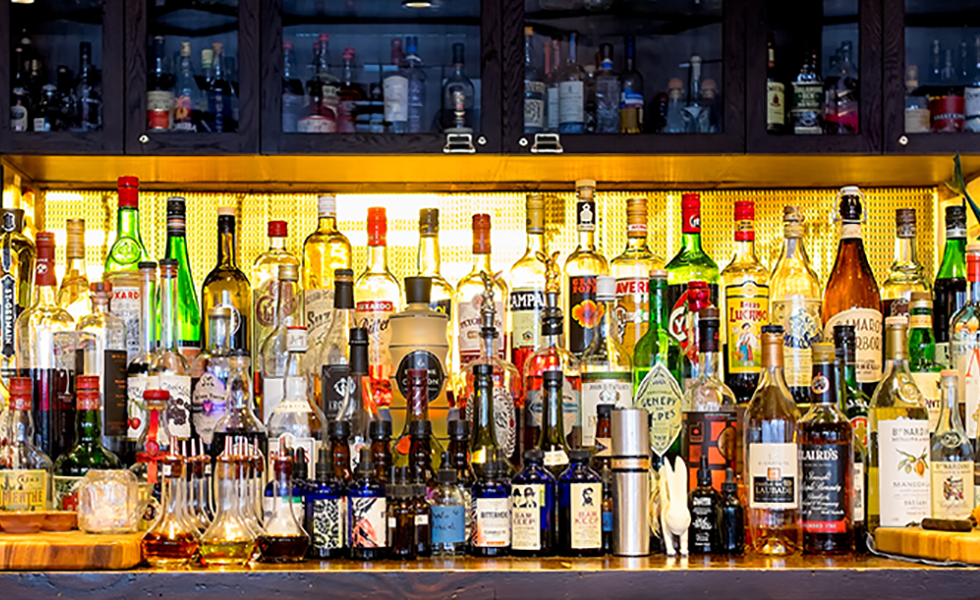 Débit de boissons : la règle d'étalage de boissons non alcoolisées